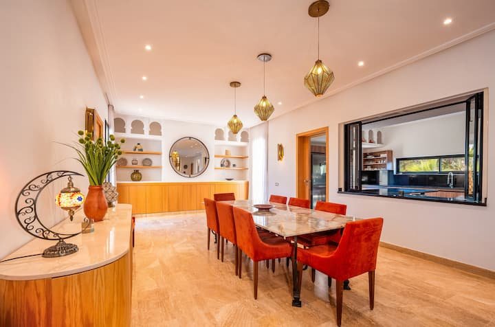 Villa de Prestige à Marrakech - Route de Fes, Marrakech